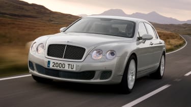 Bentley Flying Spur - front tracking